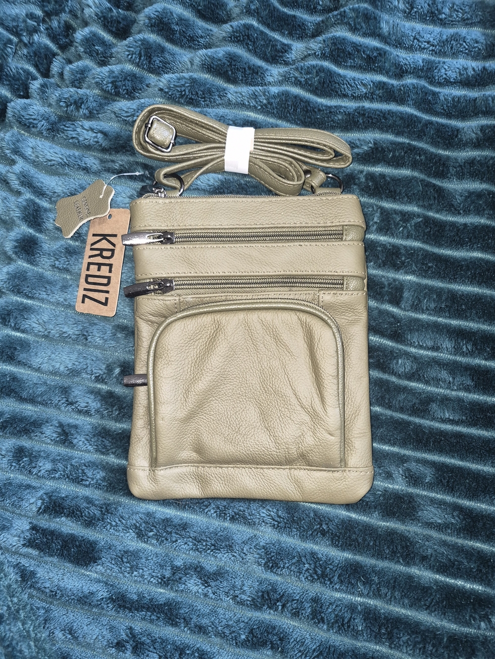 Krediz Olive Green Leather Crossbody Bag
